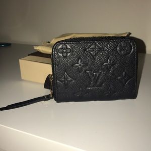 LOUIS VUITTON Zippy Coin Purse
